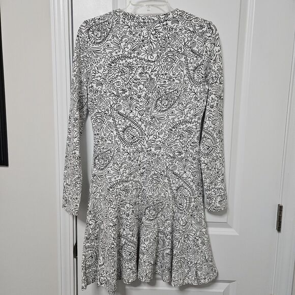 Tory Burch Mini Dress Women's XS Black White Doodle Print 100% Pima Cotton EUC - Picture 8 of 8